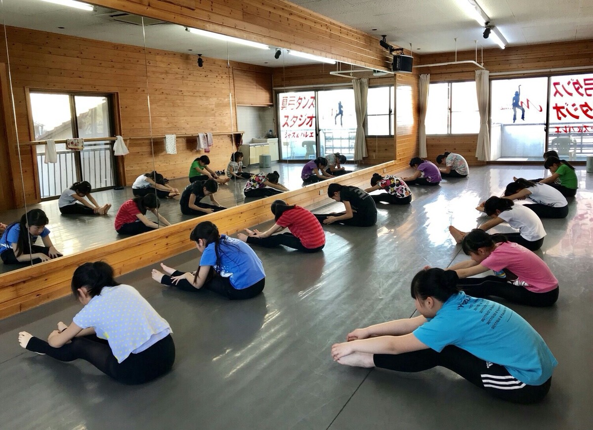 真弓ダンススタジオのレッスンについて Mayumi Jazz Ballet Dance Studio